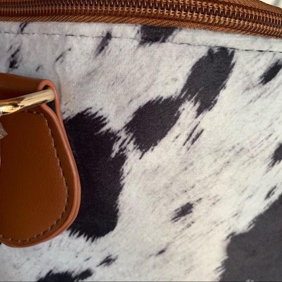 Cow Hide Print Weekender Faux Leather Travel Bag - Picture 5 of 7